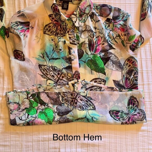 🦋 Signature Studio Butterfly Pattern Sheer Blouse, Pre-Owned, Size S 🌸 - Picture 13 of 17